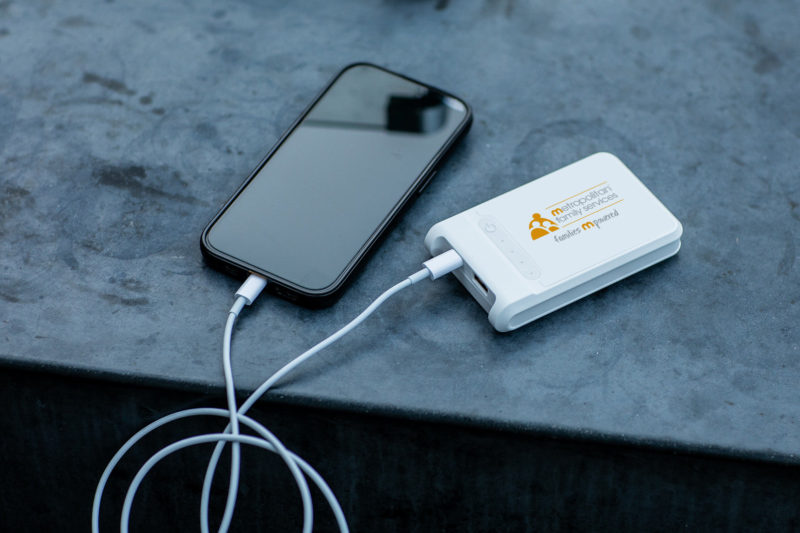 AMPX (6000mAh POWER BANK)